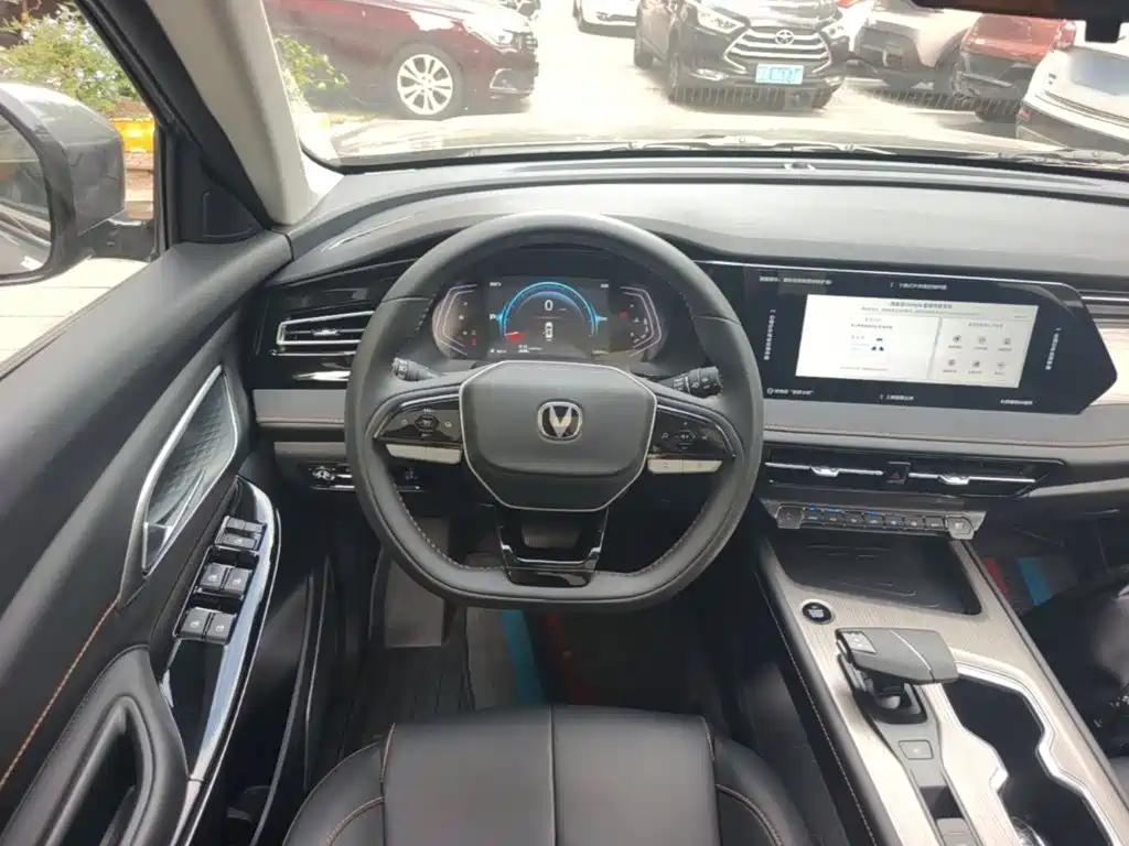 Changan X7 PLUS 2025 2024 1.5T Automatic Noble 7-Seater