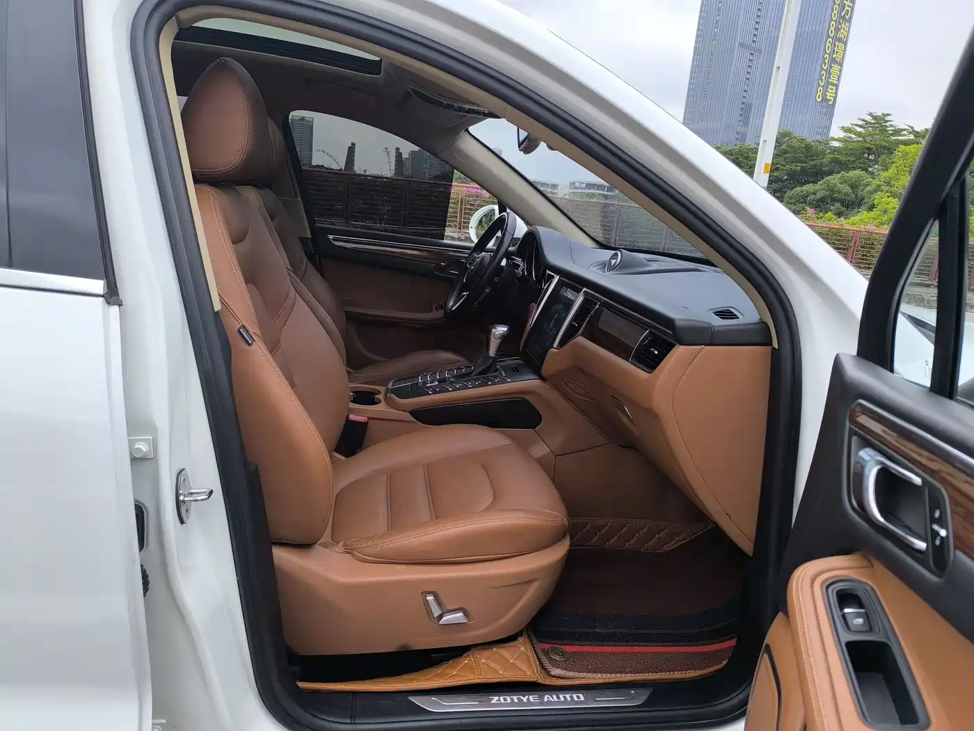 Zotye SR9 2017 2017 2.0T Auto Ultimate Dream Edition
