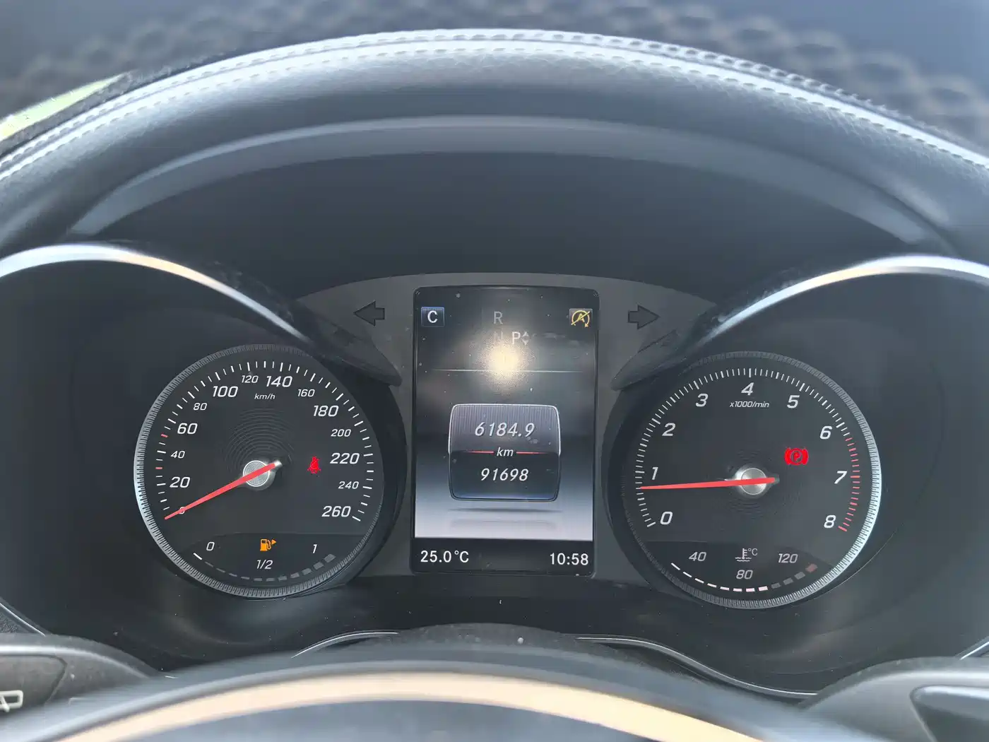 Mercedes-Benz GLC 2019 Model GLC 200 L 4MATIC фото 12