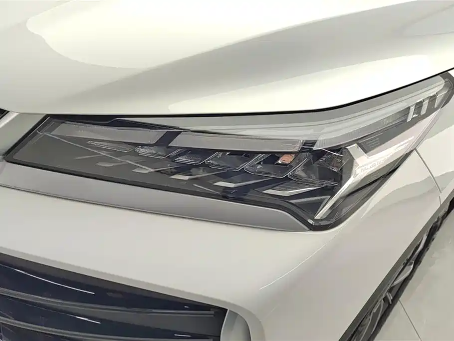 GEELY AUTOMOBILE BINYUE