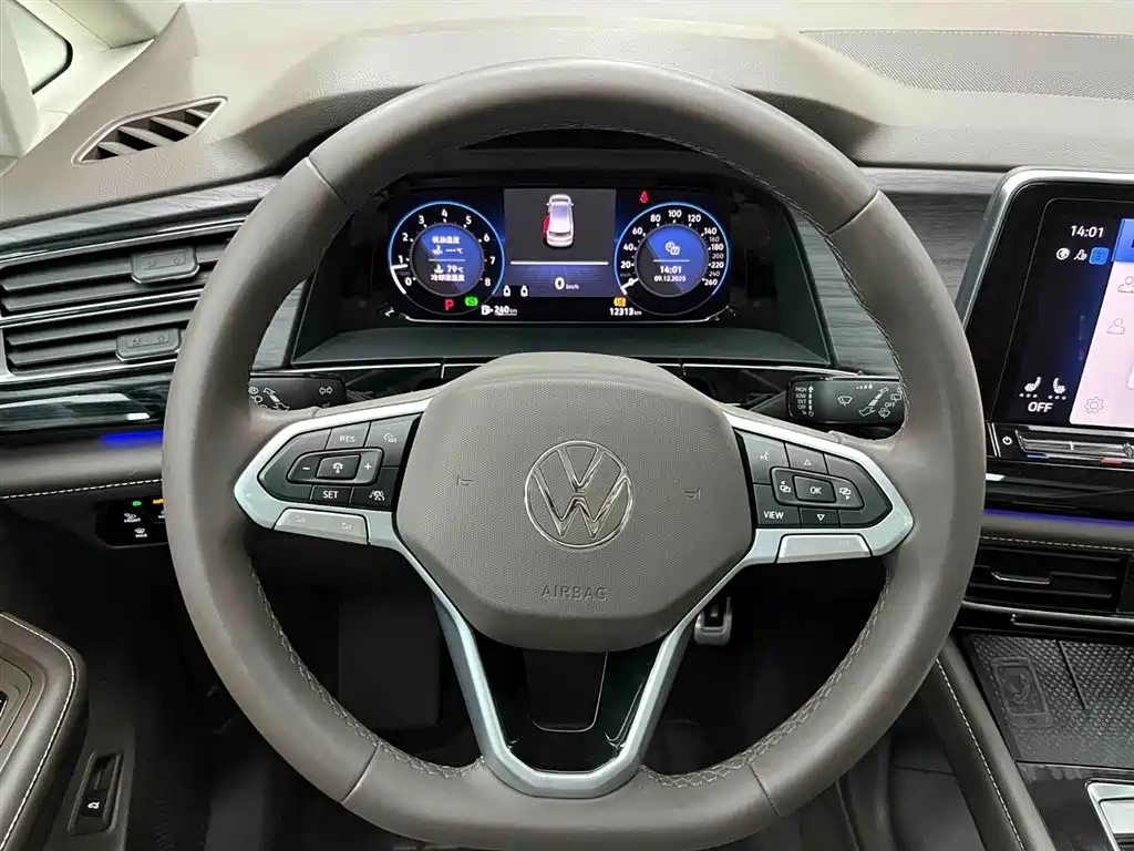 Volkswagen Viloran 2024 380TSI Executive Edition фото 3