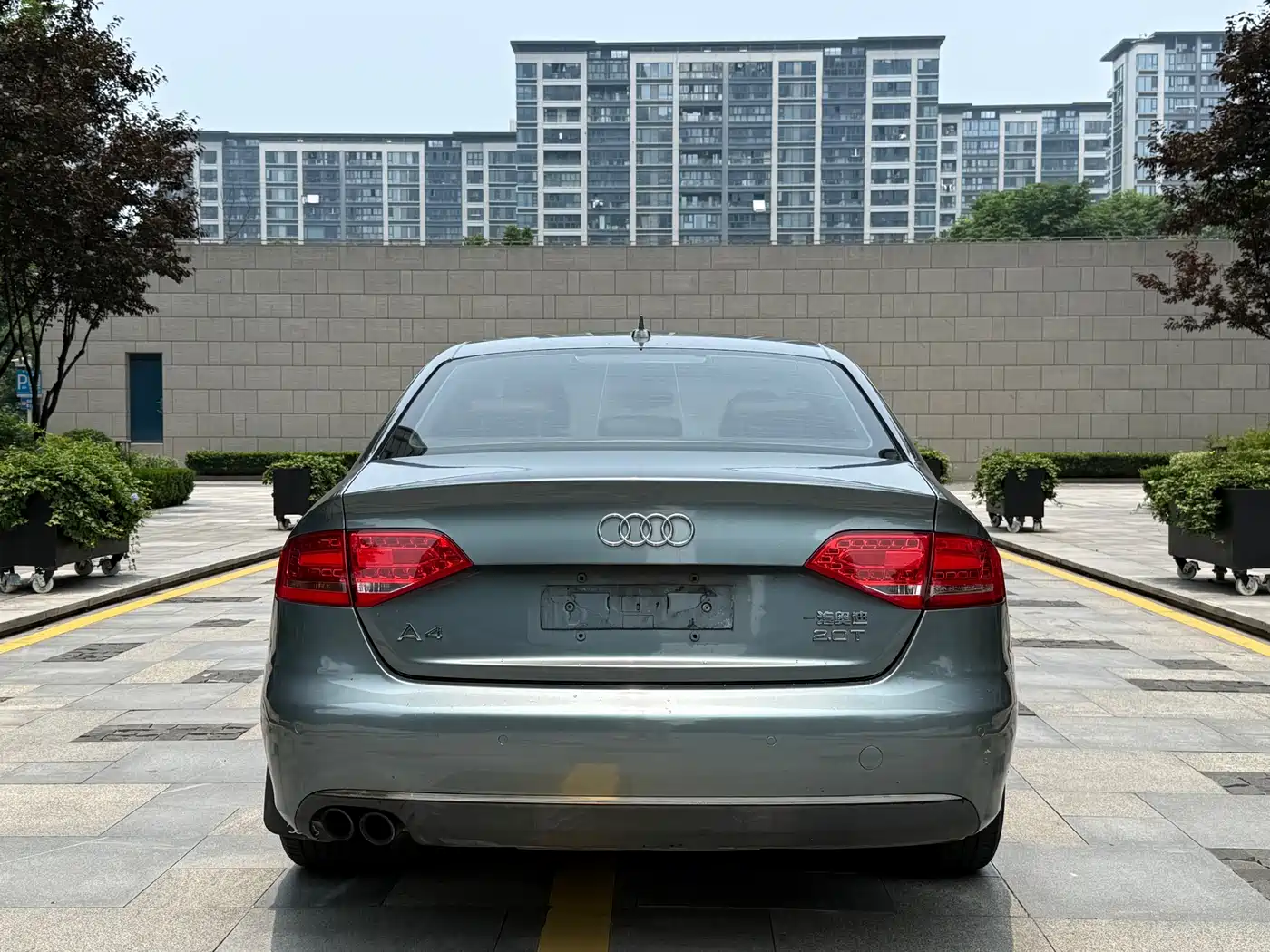 Audi A4L 2011 2011 2.0 TFSI Technology