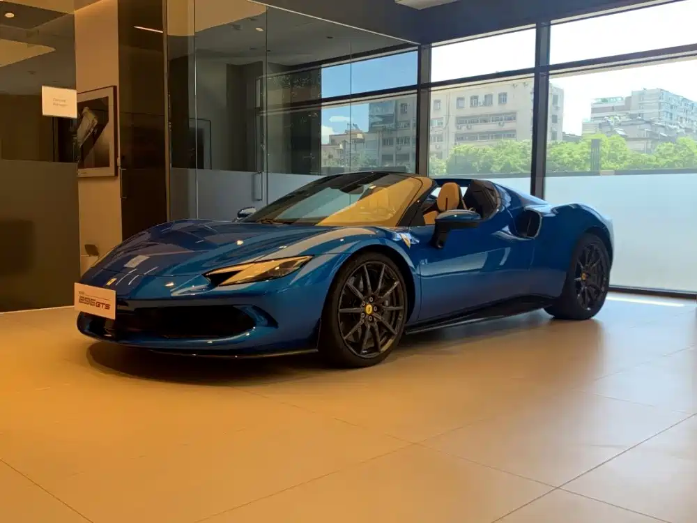 2025 Ferrari 296