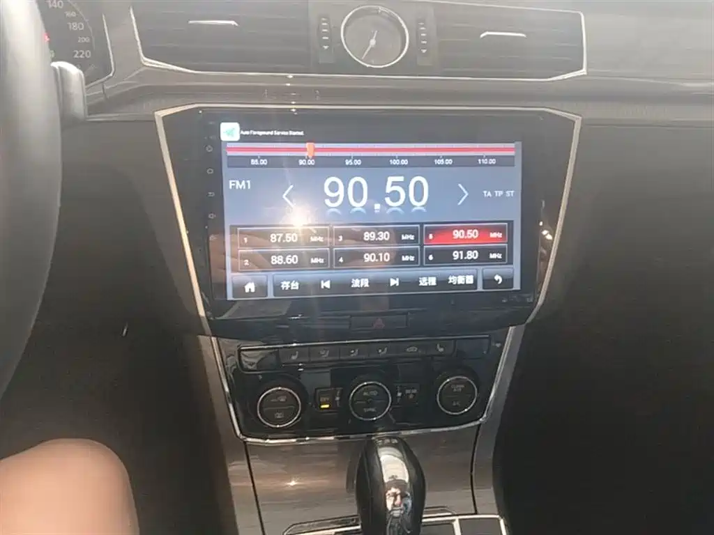 Volkswagen Passat 2017 280TSI DSG Prestige фото 13