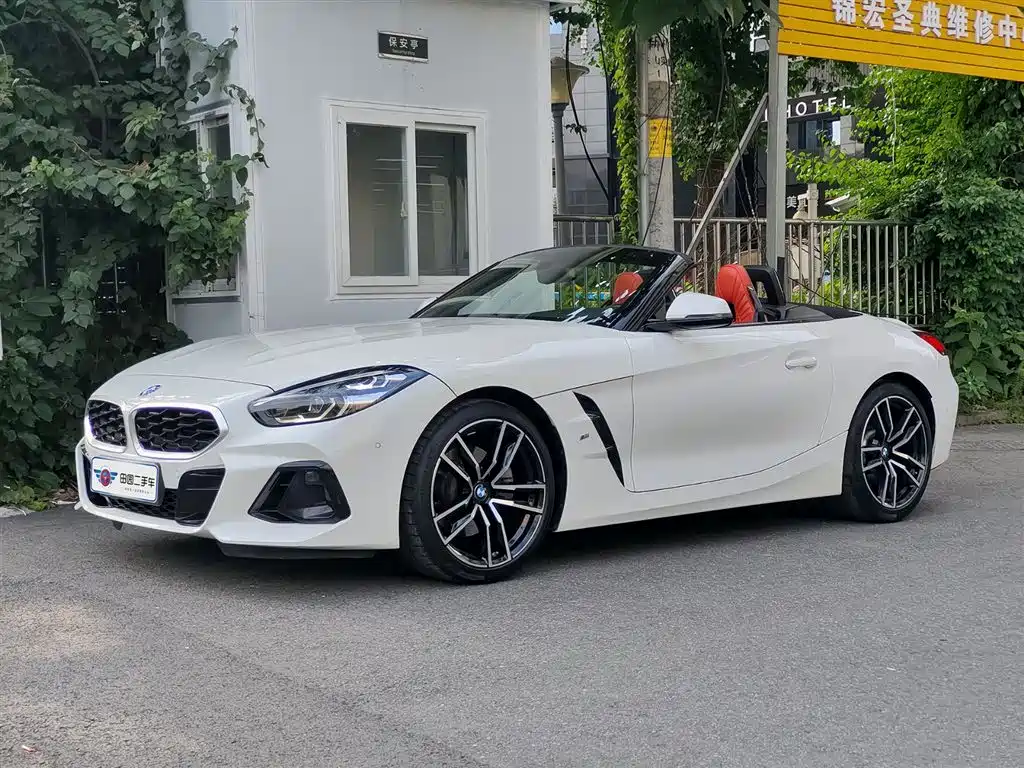 BMW Z4 2024 2023 sDrive 25i M Sport Package