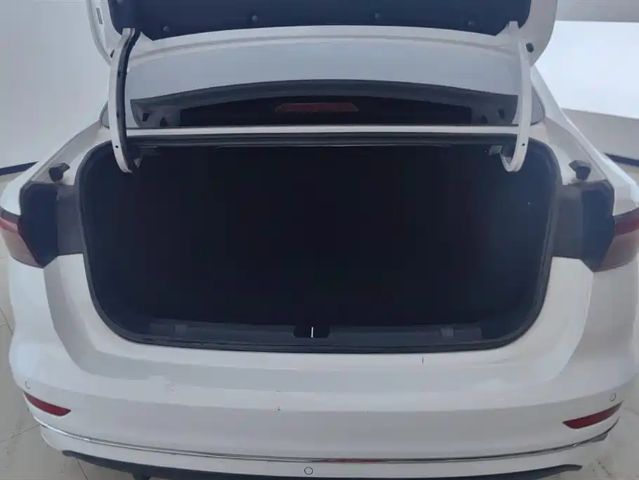 GEELY AUTOMOBILE EMGRAND