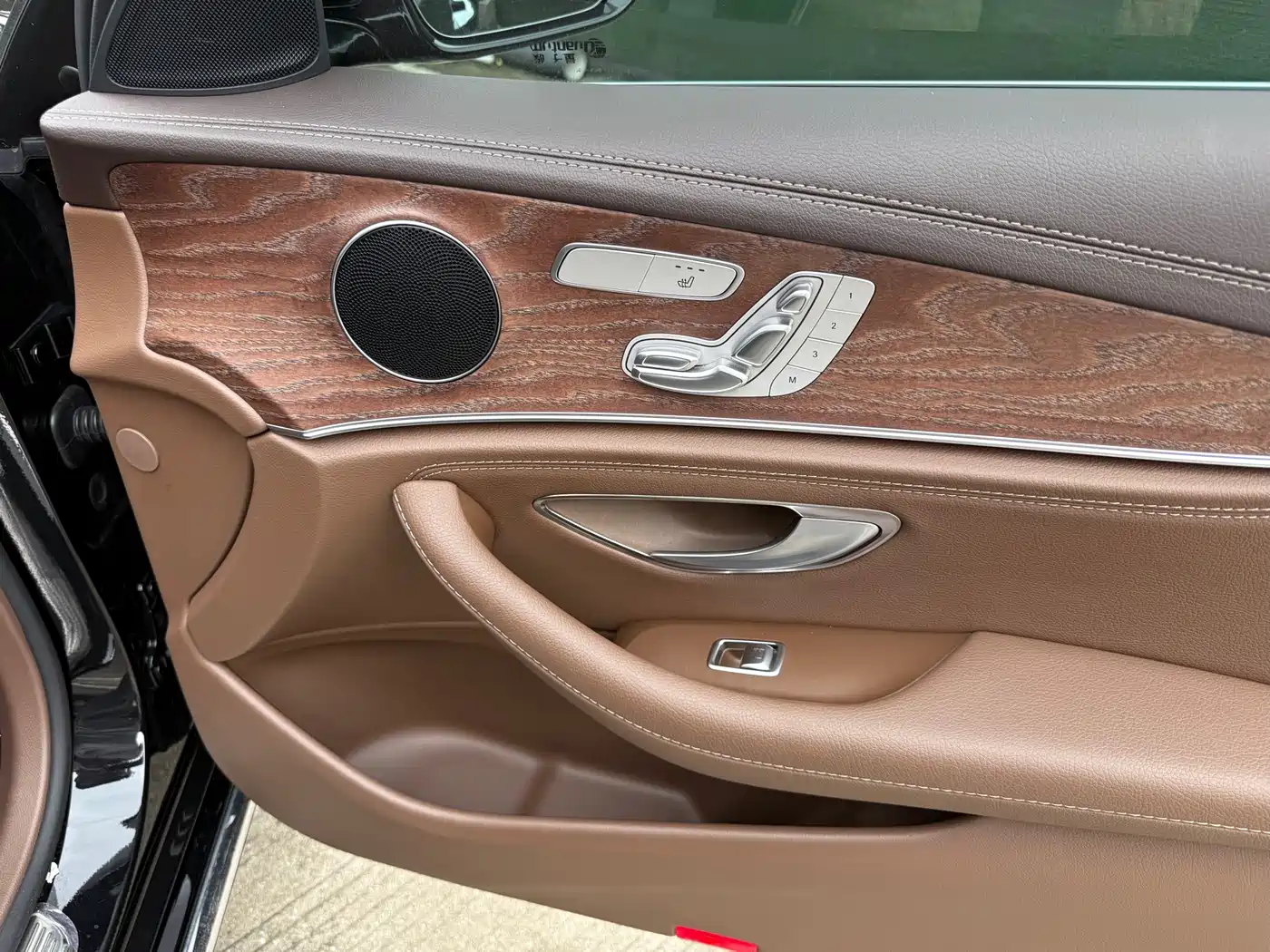 Mercedes-Benz E-Class 2023 E 300 L Fashion фото 13