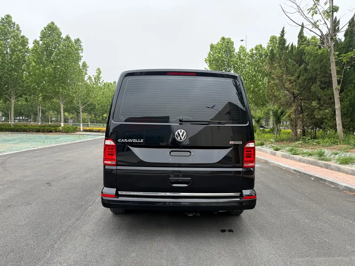 Volkswagen Caravelle 2019 2.0TSI 4WD Luxury 7-seater фото 6