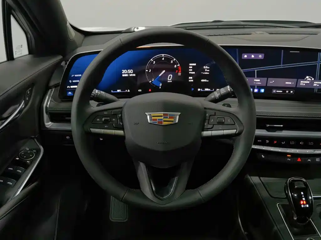 Cadillac XT4 2026 2024 Facelift 28T 2WD Luxury