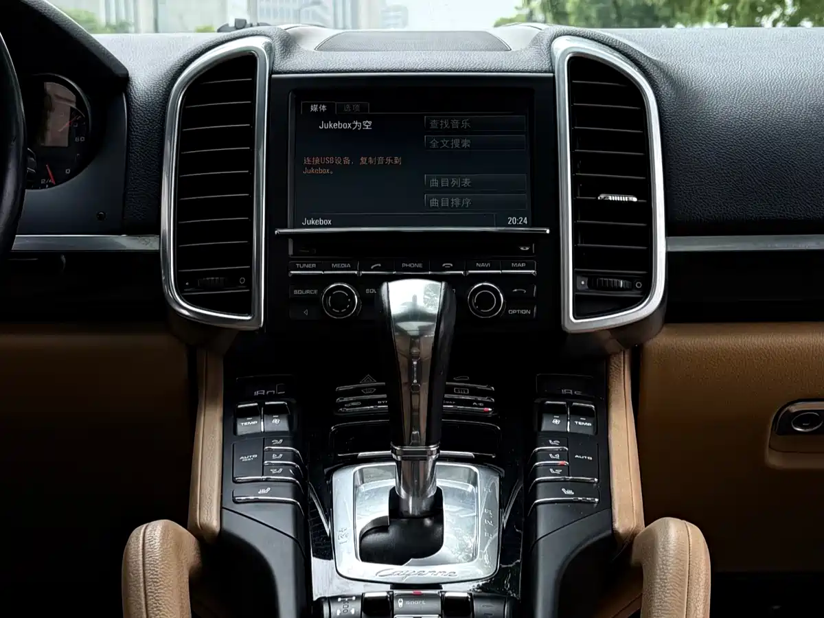 Porsche Cayenne 2015 Cayenne 3.0T фото 8