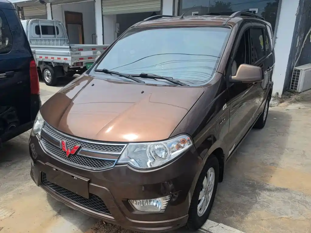 Wuling Motors Wuling Hongguang 2016 — пригон из Китая