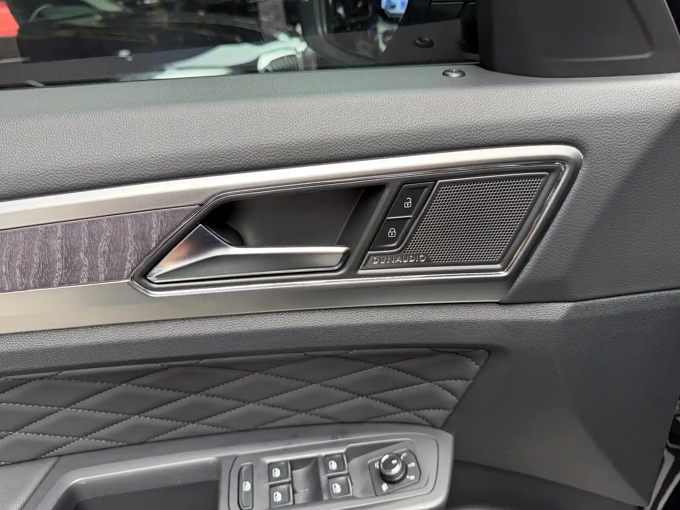 Volkswagen Teramont 2019 380TSI 4WD Flagship Edition China VI фото 12