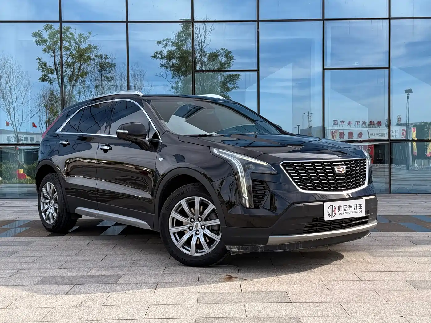 CADILLAC XT4