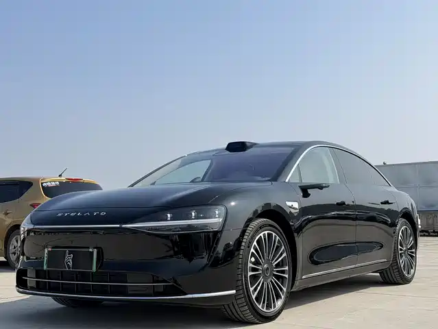 AITO ENJOY THE WORLD S9