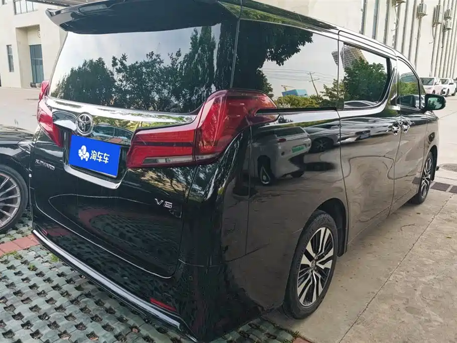 Toyota Alphard 2018 Facelift 3.5L Luxury Edition фото 3