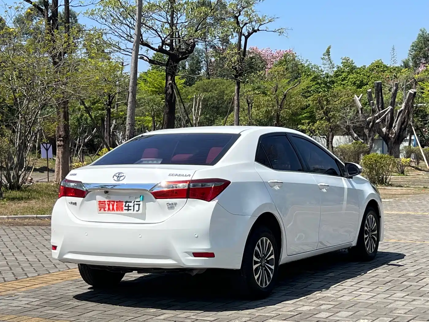 Toyota Corolla 2017 Facelift 1.2T S-CVT GL фото 7