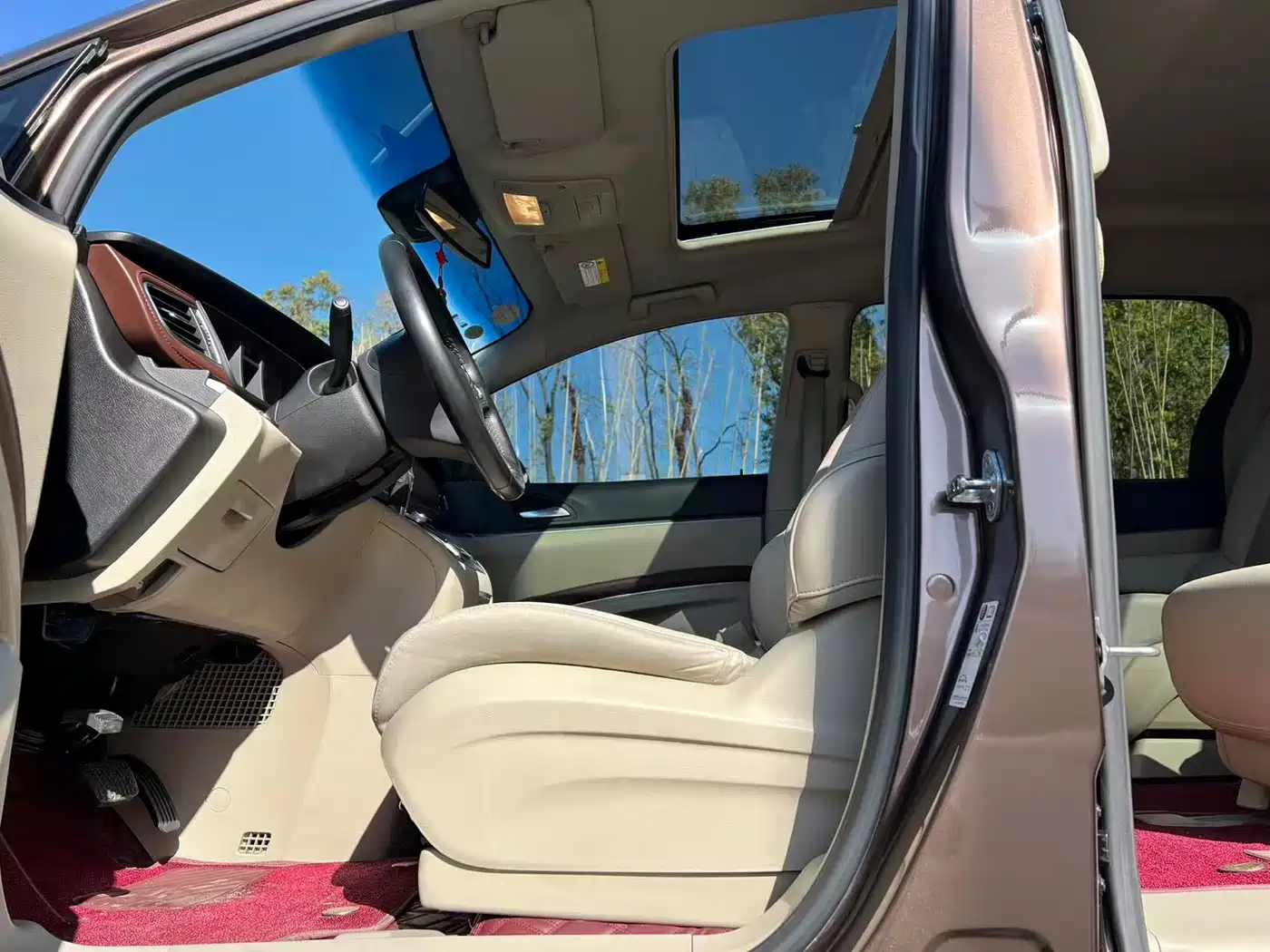 Buick GL8 2018 28T Luxury Model China VI фото 8