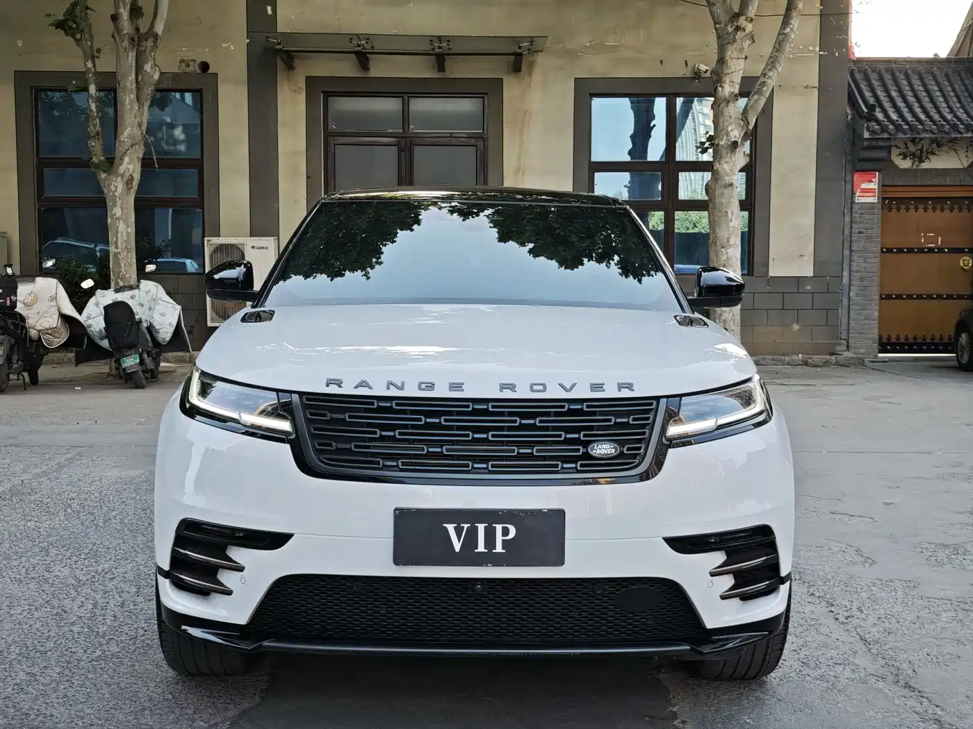 Land Rover Range Rover Velar 2024 Dynamic HSE фото 2