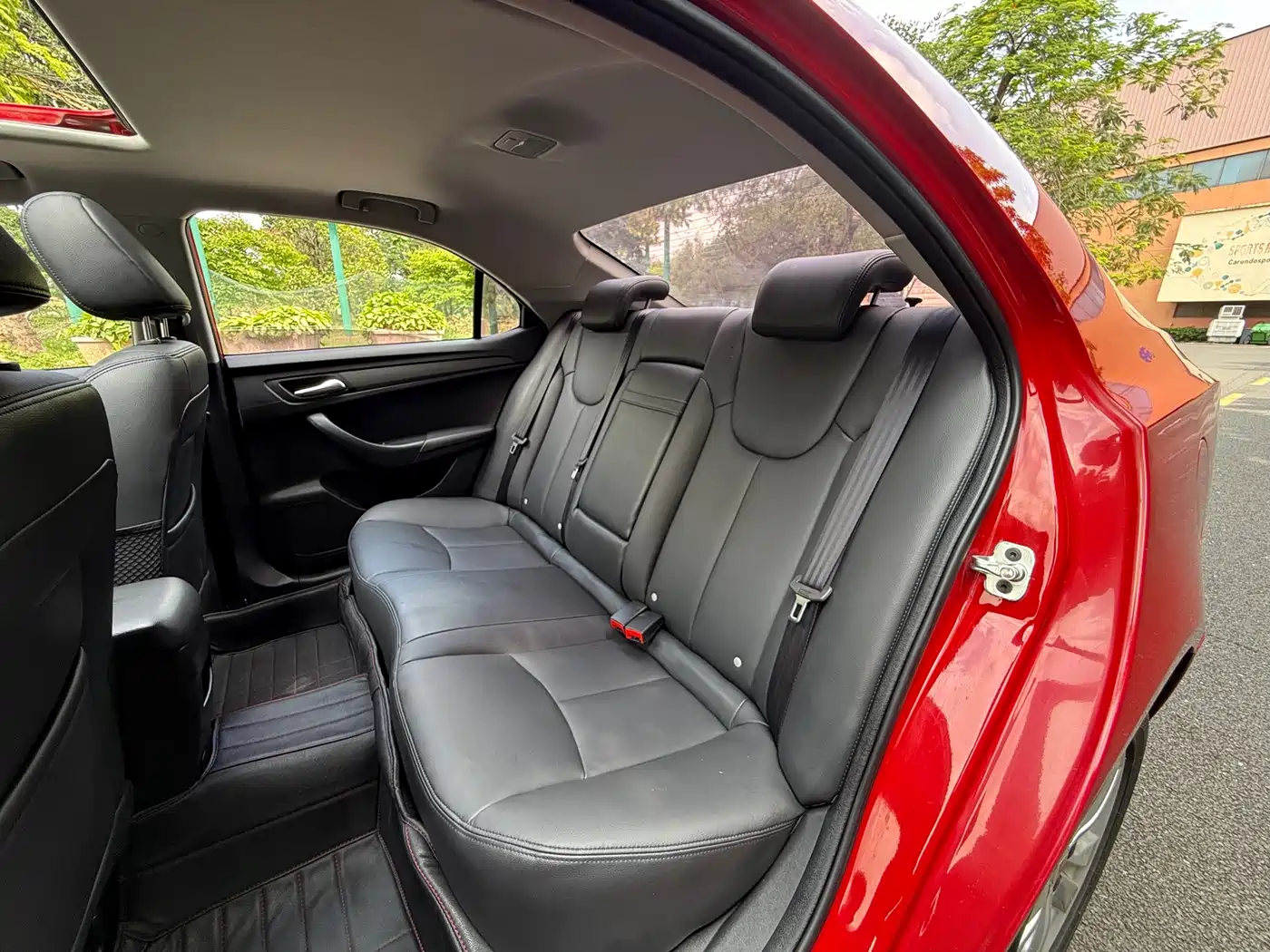 Roewe 360 2016 2015 1.5L Automatic Luxury