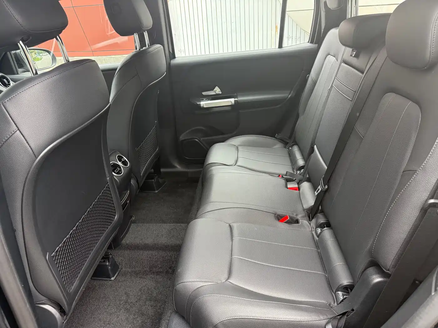 Mercedes-Benz GLB 2024 Facelift GLB 200 Dynamic фото 13
