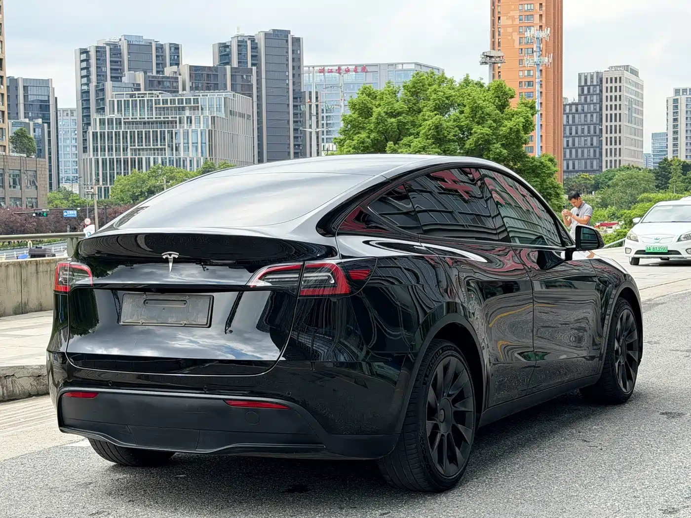 Tesla Model Y 2021 2021 Model Long Range AWD