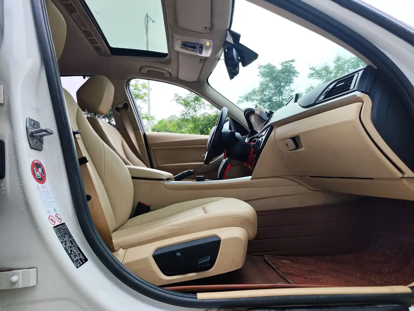 BMW 3 Series 2014 320Li Fashion фото 11