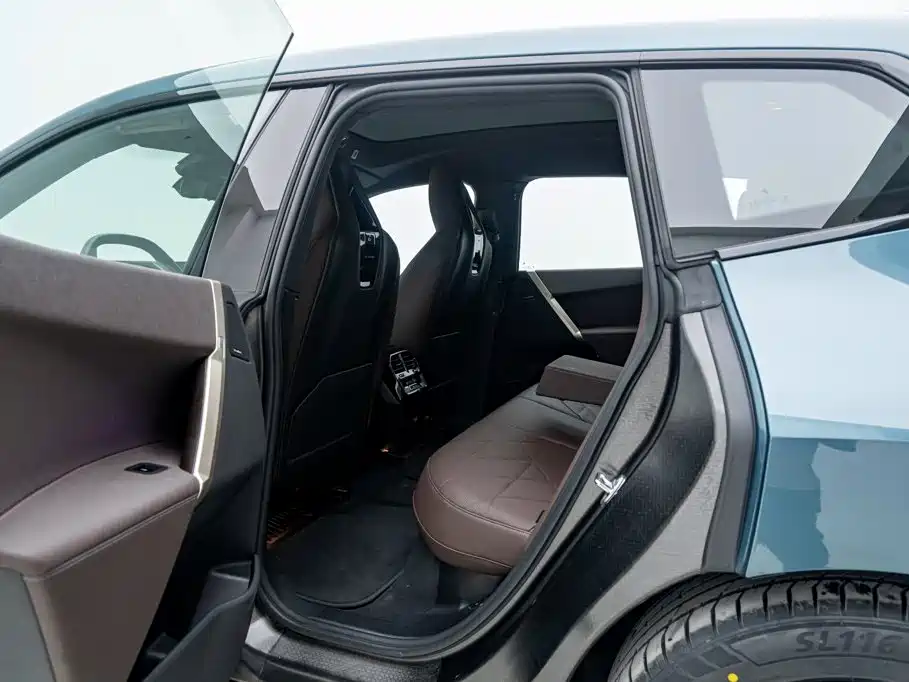 BMW iX 2024 2023 Facelift xDrive40