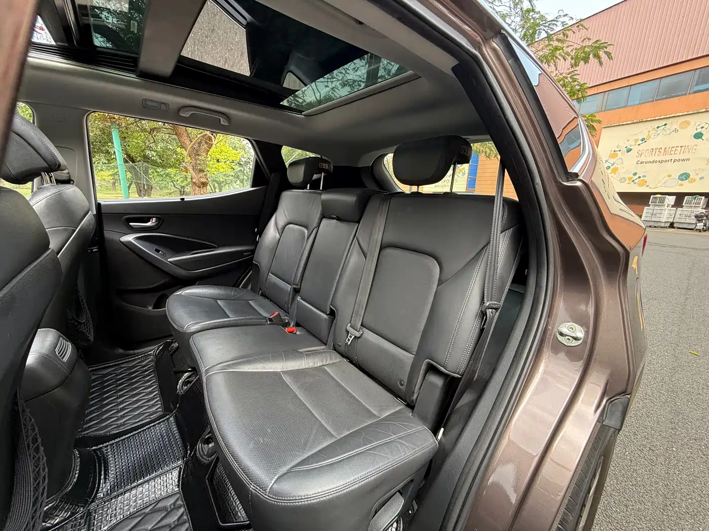 Hyundai Santa Fe 2015 2.4L Automatic 4WD Smart 5-seater фото 8