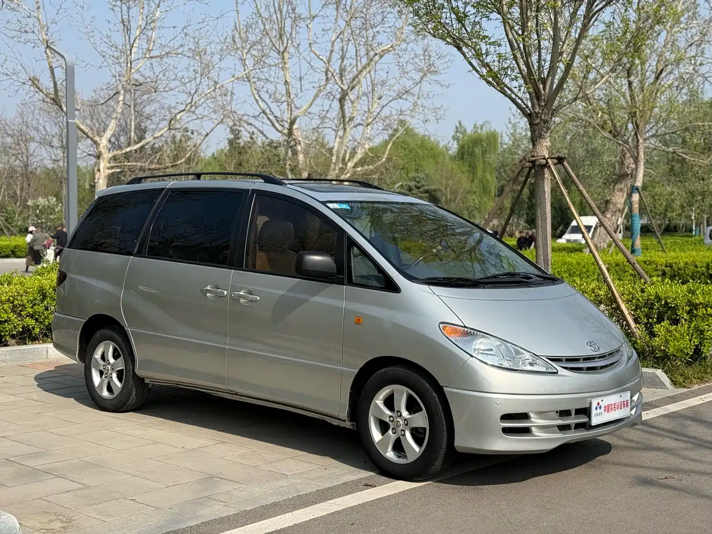Toyota Previa 2004 2.4L AT фото 3