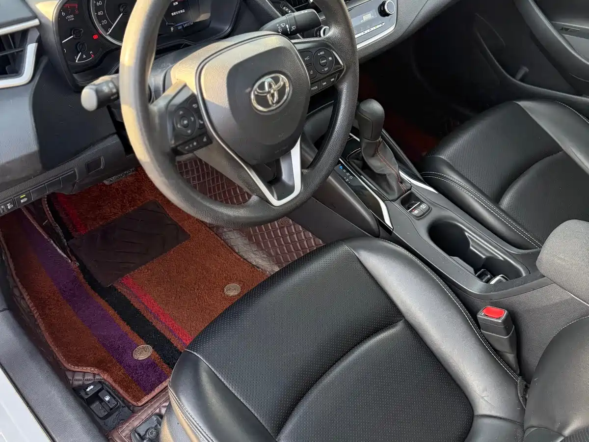 Toyota Corolla 2021 1.2T S-CVT Elite PLUS Edition фото 15