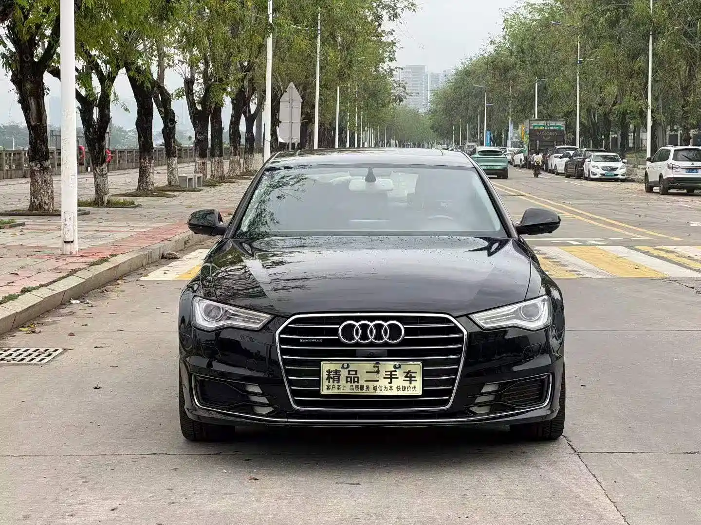 Фото 2 - Audi A6L