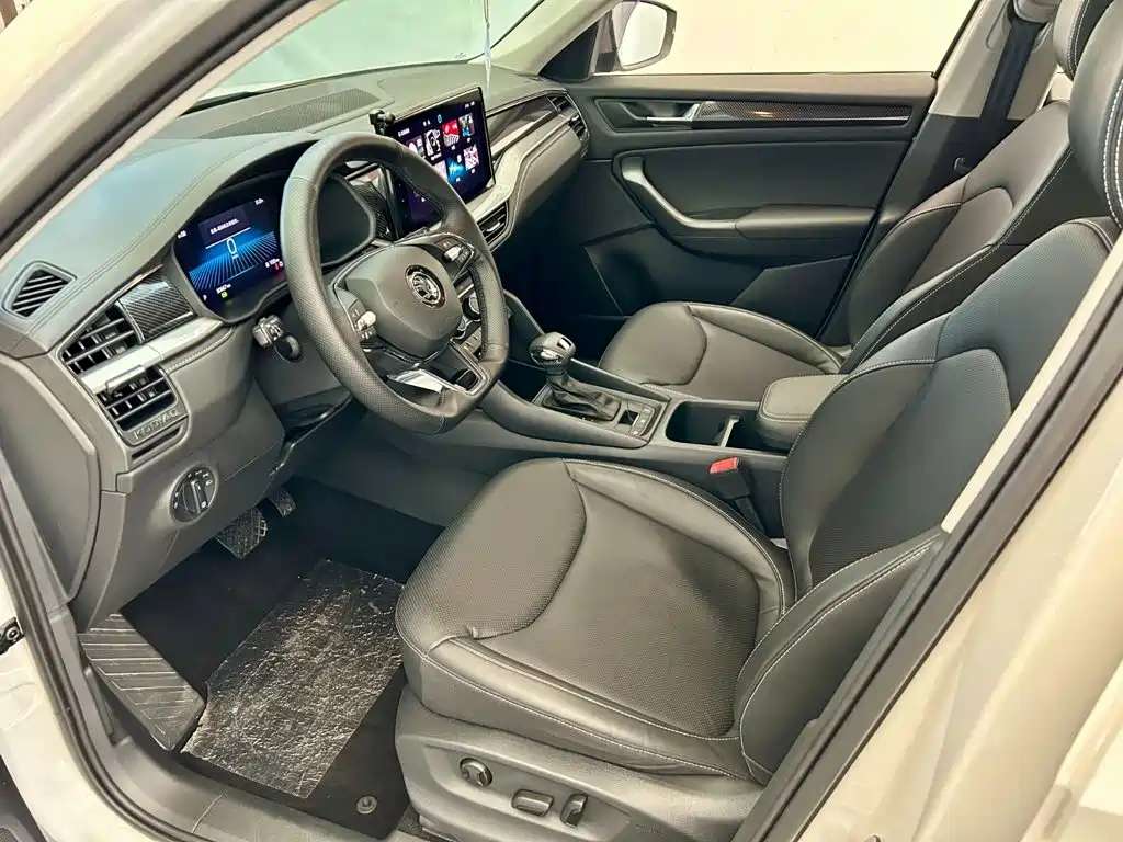 Škoda Kodiaq 2024 2024 TSI330 5-Seat Front-Wheel Drive Power Edition