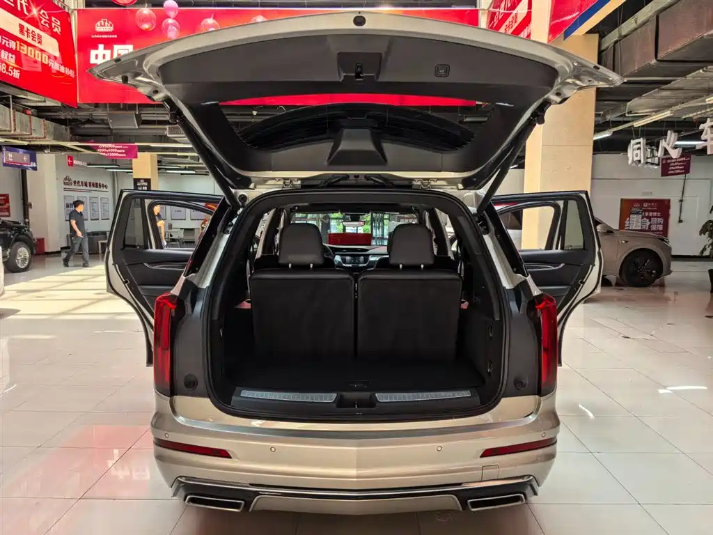 Cadillac XT6 2022 2.0T 6-Seater 4WD Luxury 120th Anniversary Limited Edition фото 19