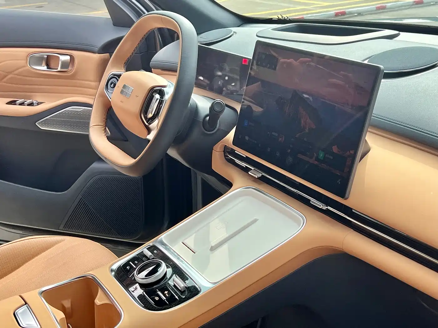 Geely Galaxy Galaxy Starship 7 EM-i 2025 120km Navigation Edition фото 10