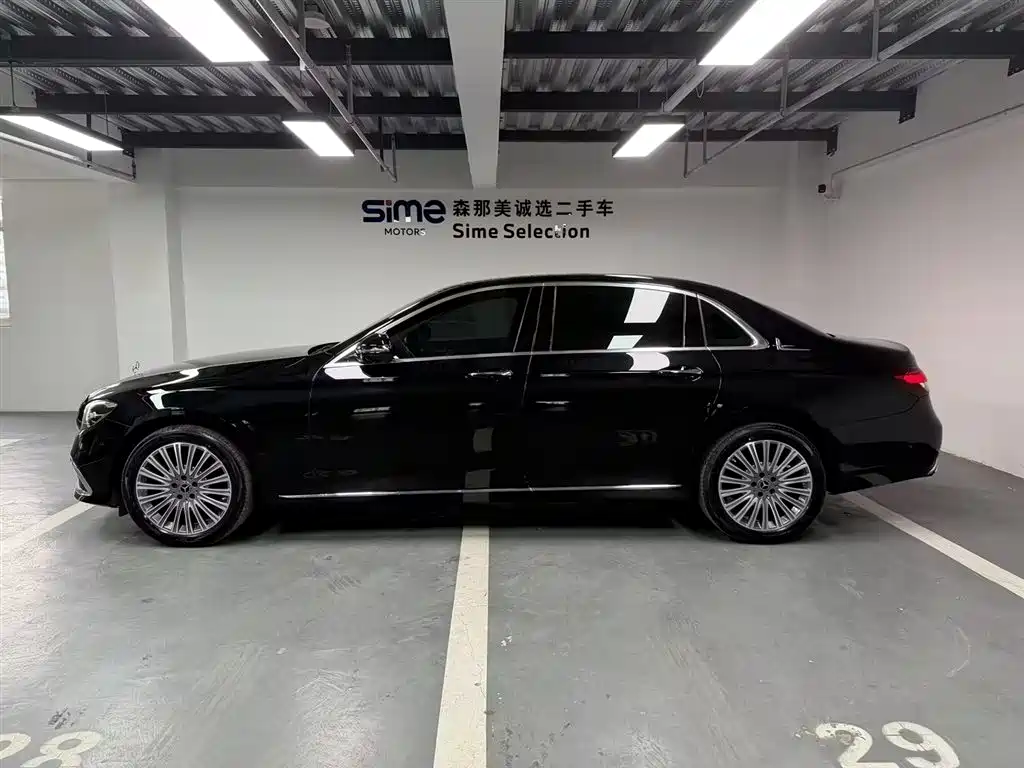 Mercedes-Benz E-Class 2023 Facelift E 300 L Luxury фото 3