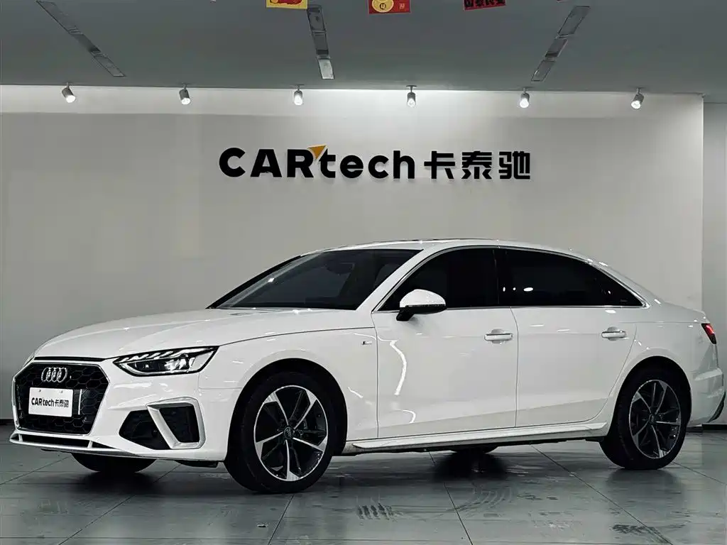 Audi A4L 2022 40 TFSI Fashion Dynamic