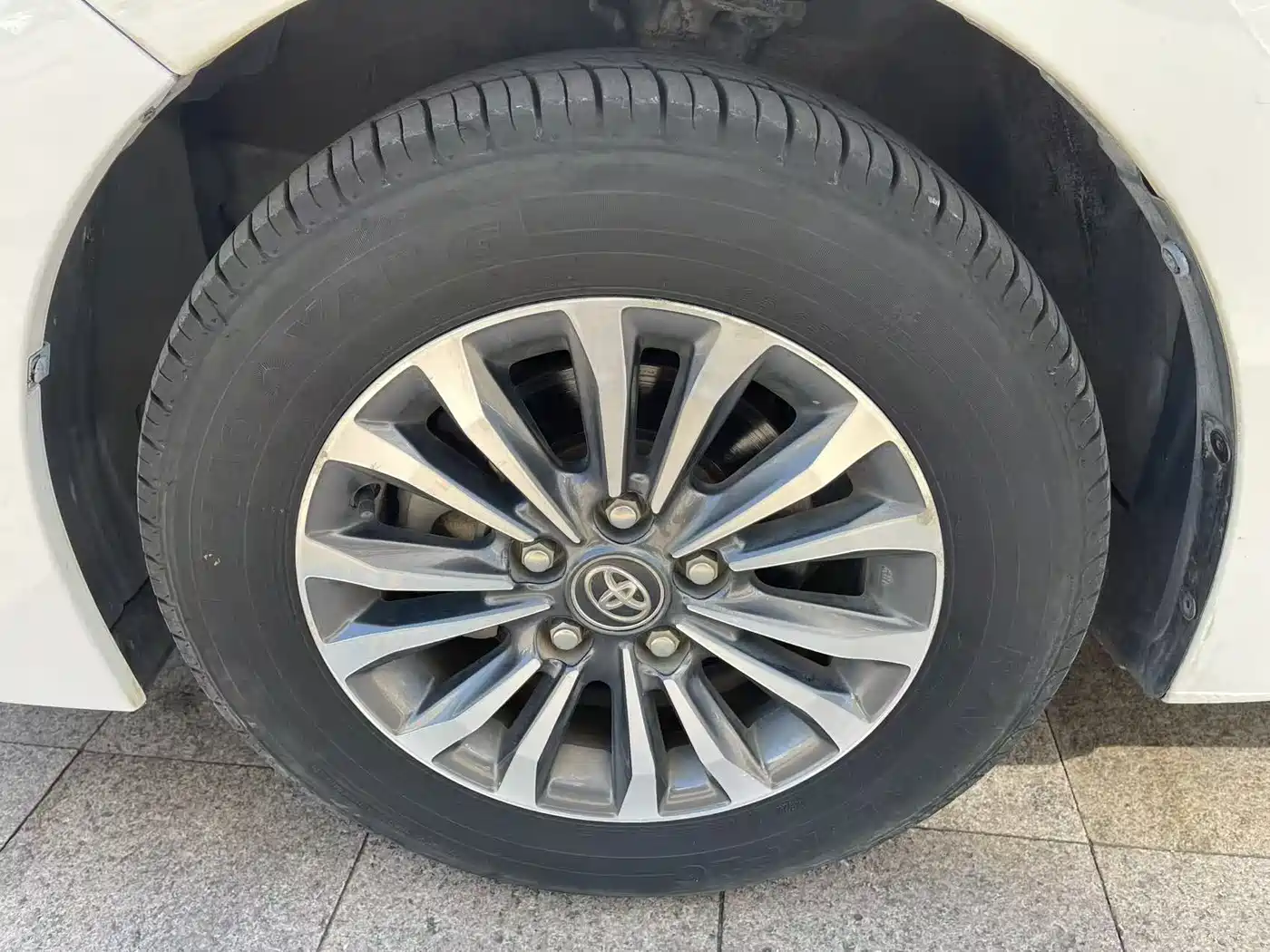 Toyota Corolla 2017 Facelift 1.2T S-CVT GL фото 19