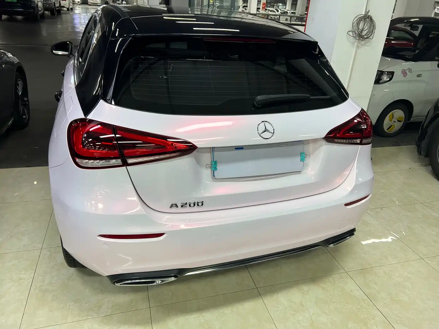 Mercedes-Benz A-Class (Import) 2019 A 200 Fashion Version фото 17