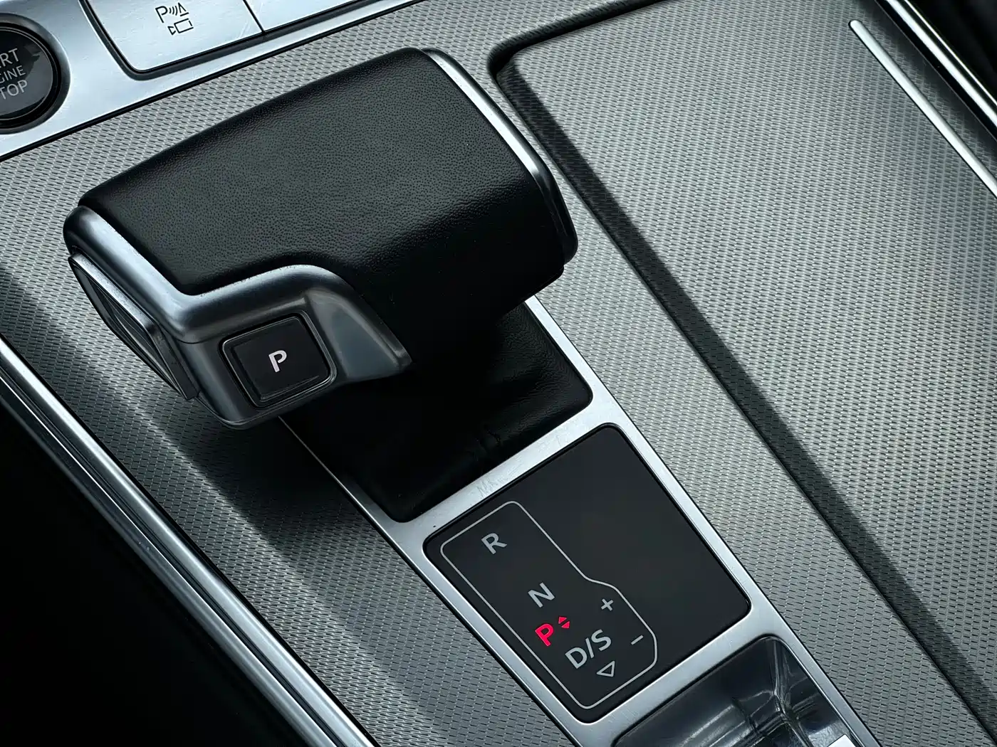 Audi A6L 2023 45 TFSI Premium Selection Dynamic фото 15