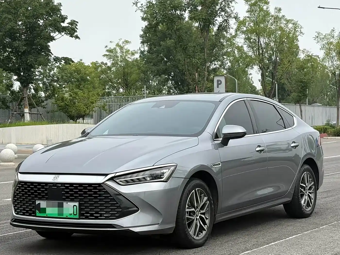 Фото 1 - BYD Qin PLUS