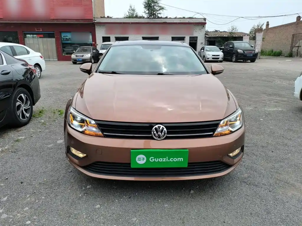 Volkswagen Lamando 2017 230TSI Manual Trend Edition фото 3