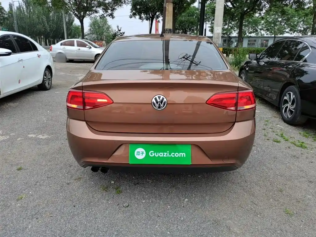 Volkswagen Lamando 2017 230TSI Manual Trend Edition фото 6