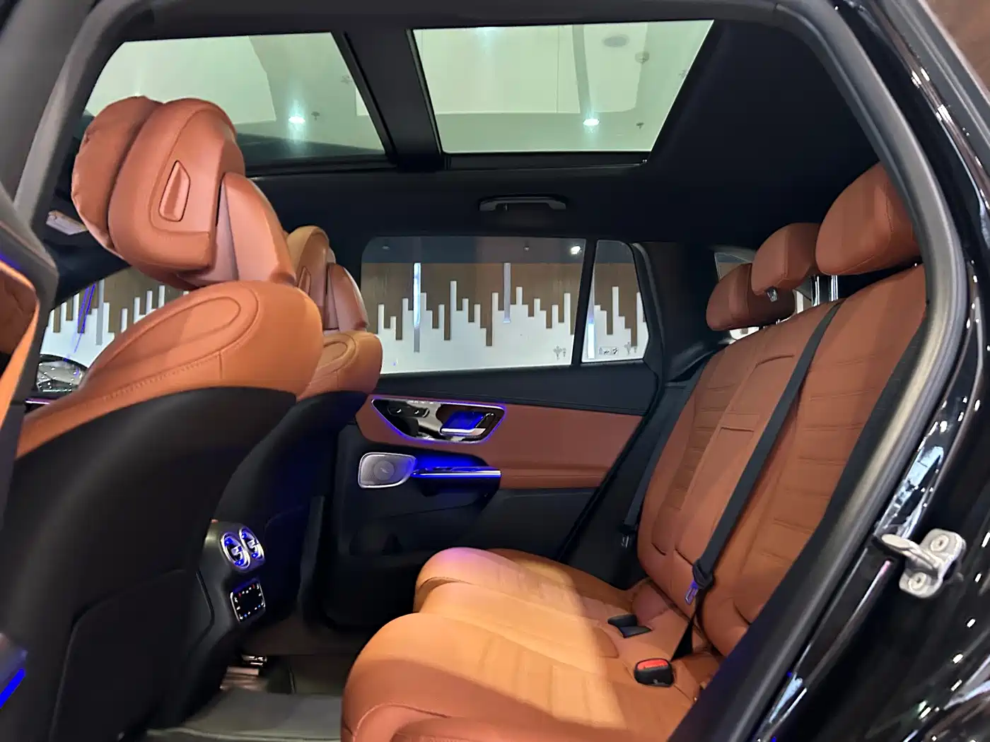 Mercedes-Benz GLC 2024 Facelift GLC 300 L 4MATIC Sport 5-seater фото 17