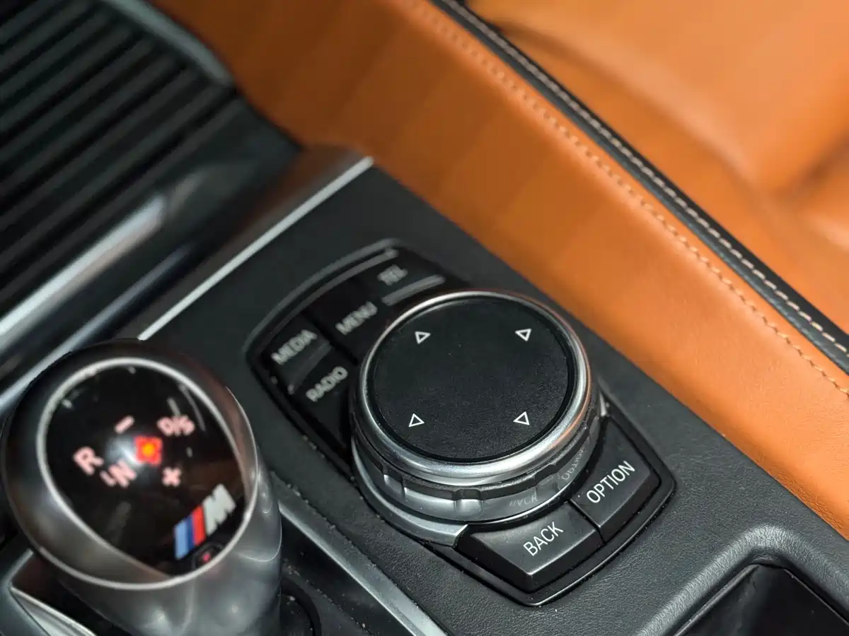 BMW X5 M 2015 X5 M фото 30