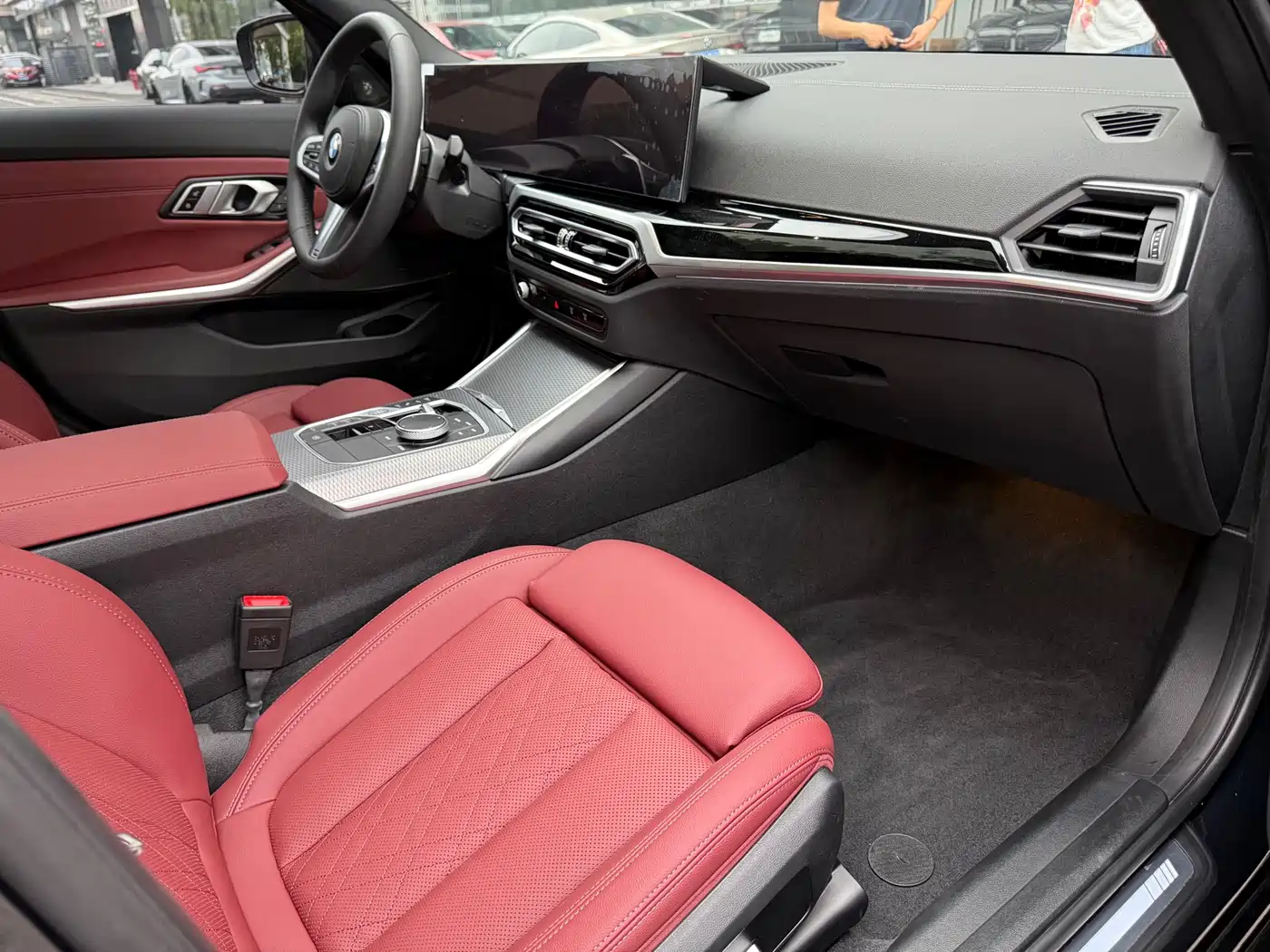 BMW 3 Series 2023 325i M Sport Black Night Package фото 5