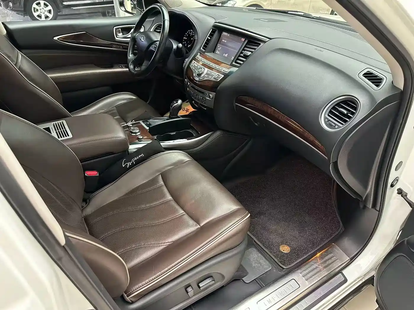 Infiniti QX60 (Import) 2019 2018 2.5 S/C Hybrid 2WD Excellence Edition China VI