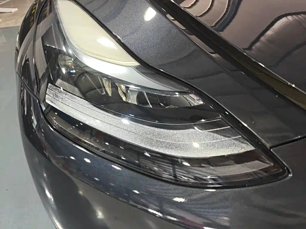 Фото 11 - Tesla Model Y