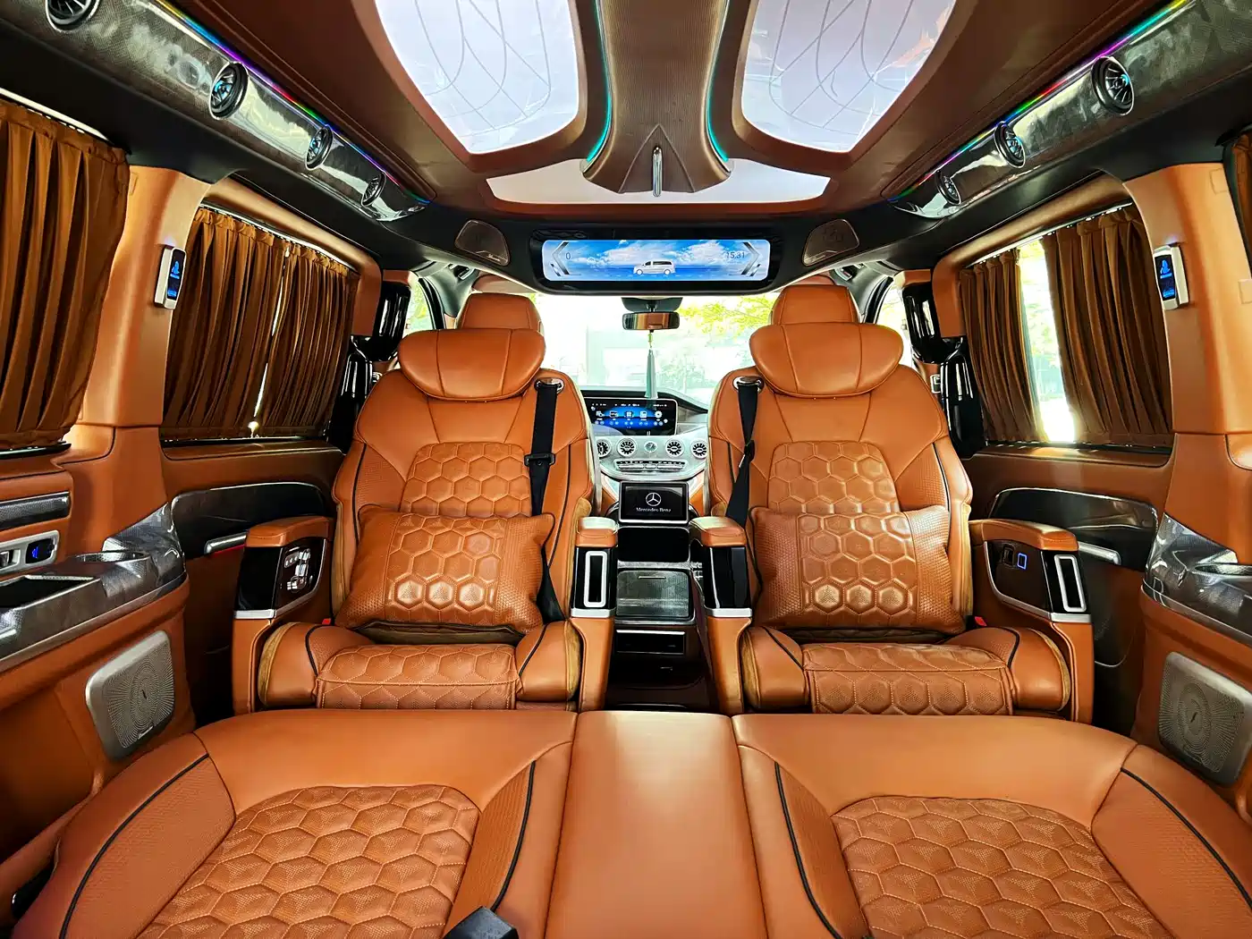 Mercedes-Benz Vito 2021 2.0T Business Edition 7-seater фото 5