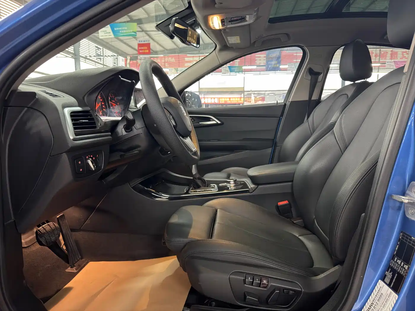 BMW 1 Series 2019 118i M Sport Package фото 7