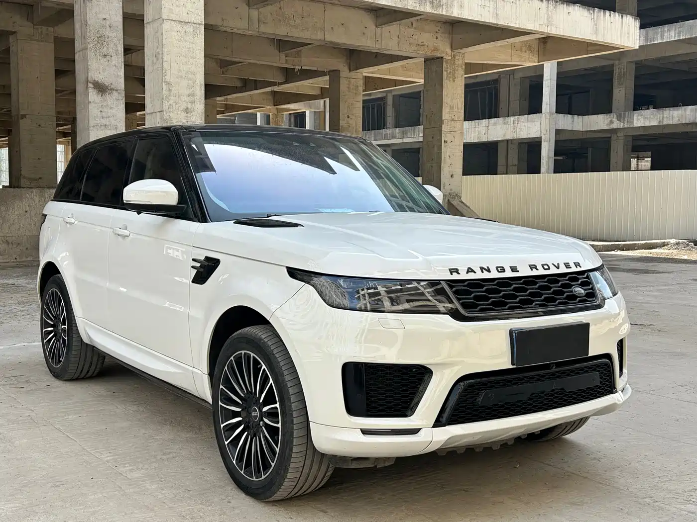 Land Rover Range Rover Sport 2018 3.0 SC V6 HSE DYNAMIC